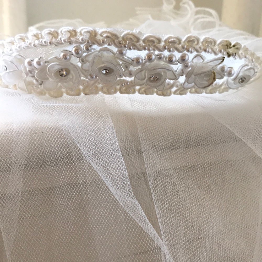 Girls veil